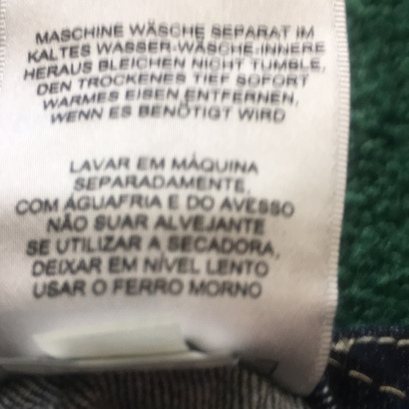 Miss Me Cropped Jeans - Picture 8 of 9